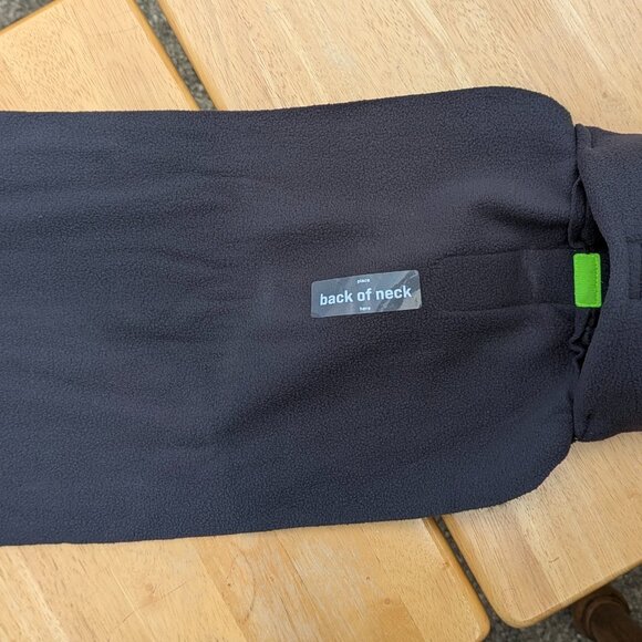 Trtl travel neck pillow in gray - Picture 2 of 3